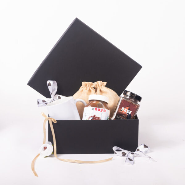 The Executive Treats Hamper - Image 2